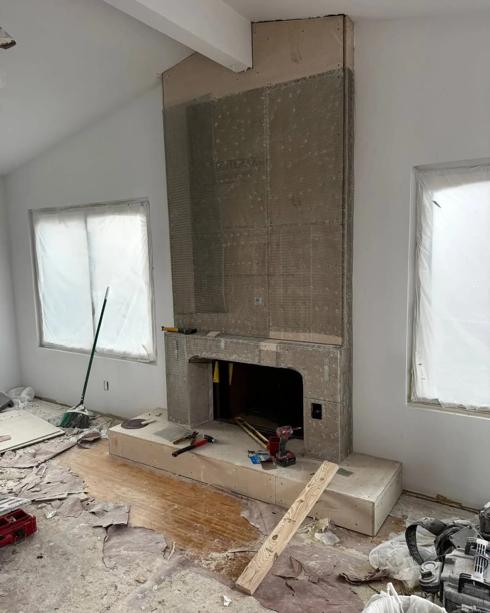 Indoor fireplace framing (2)
