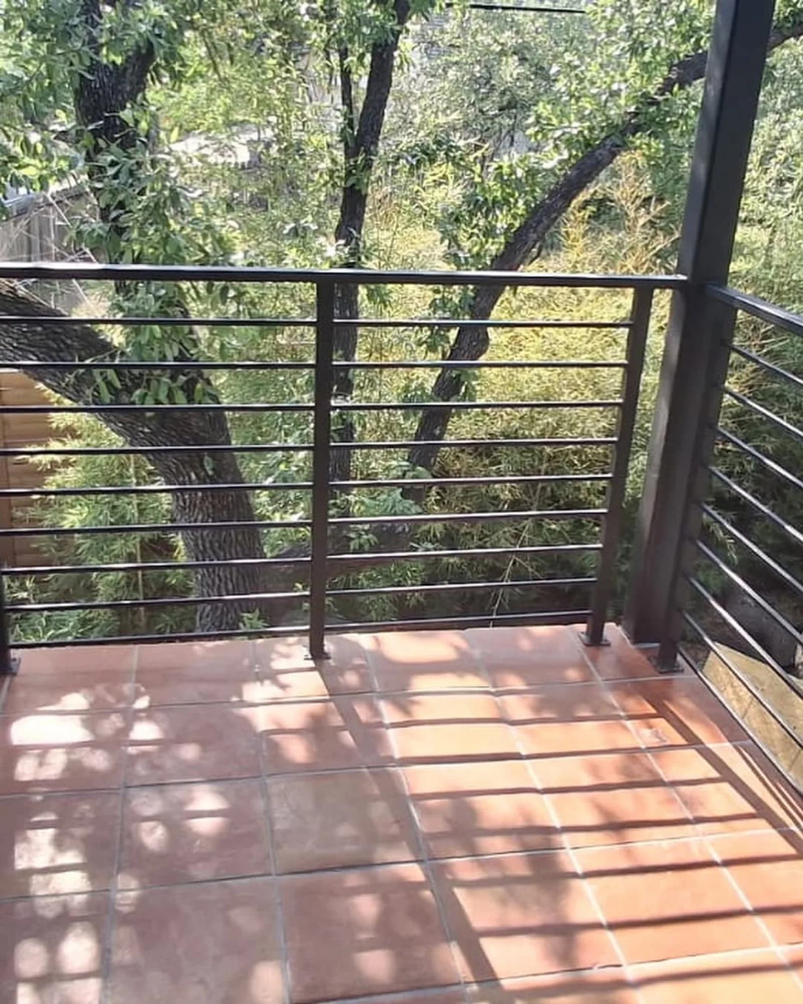 Balcony deck (3)