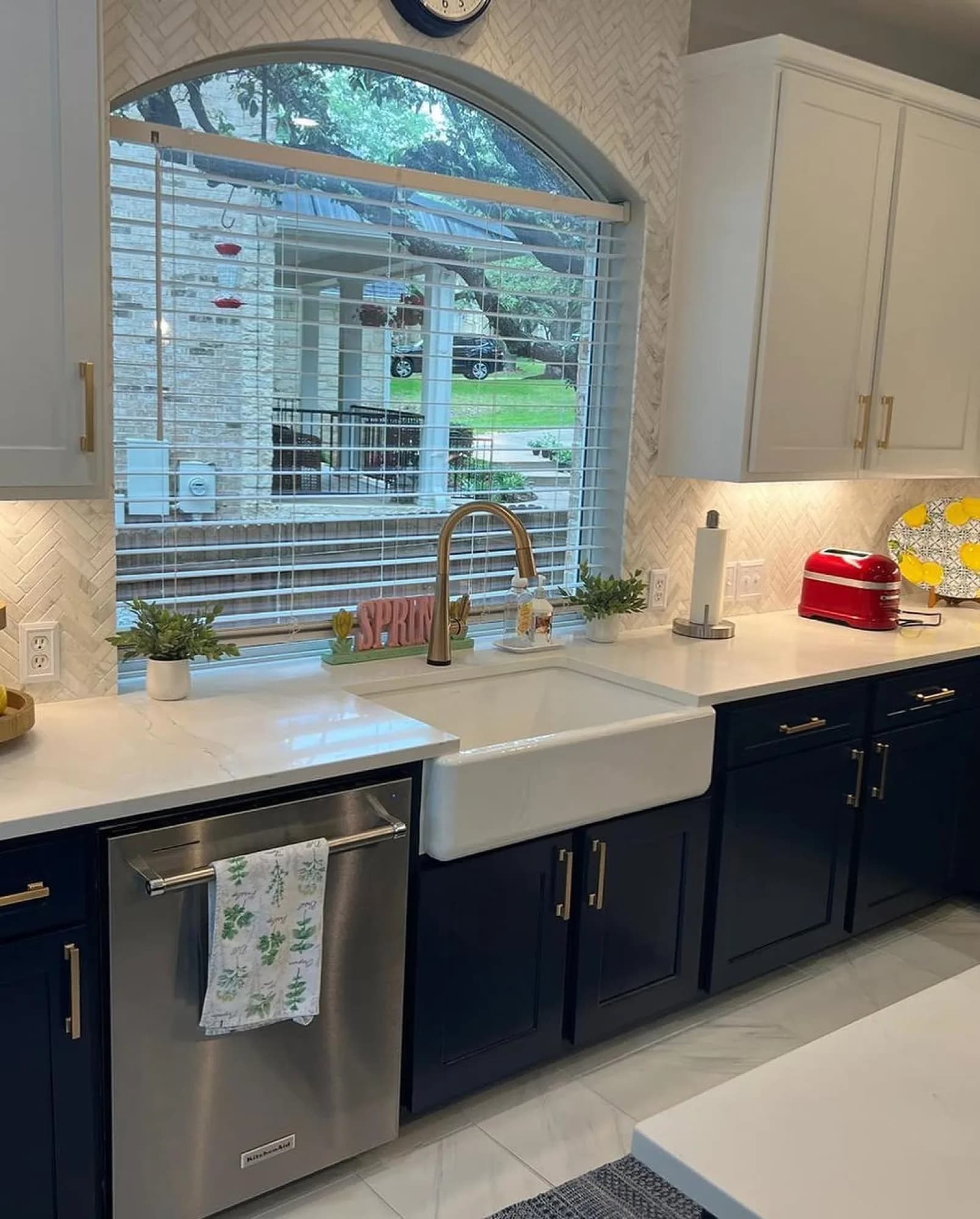 Farmhouse kitchen (1)