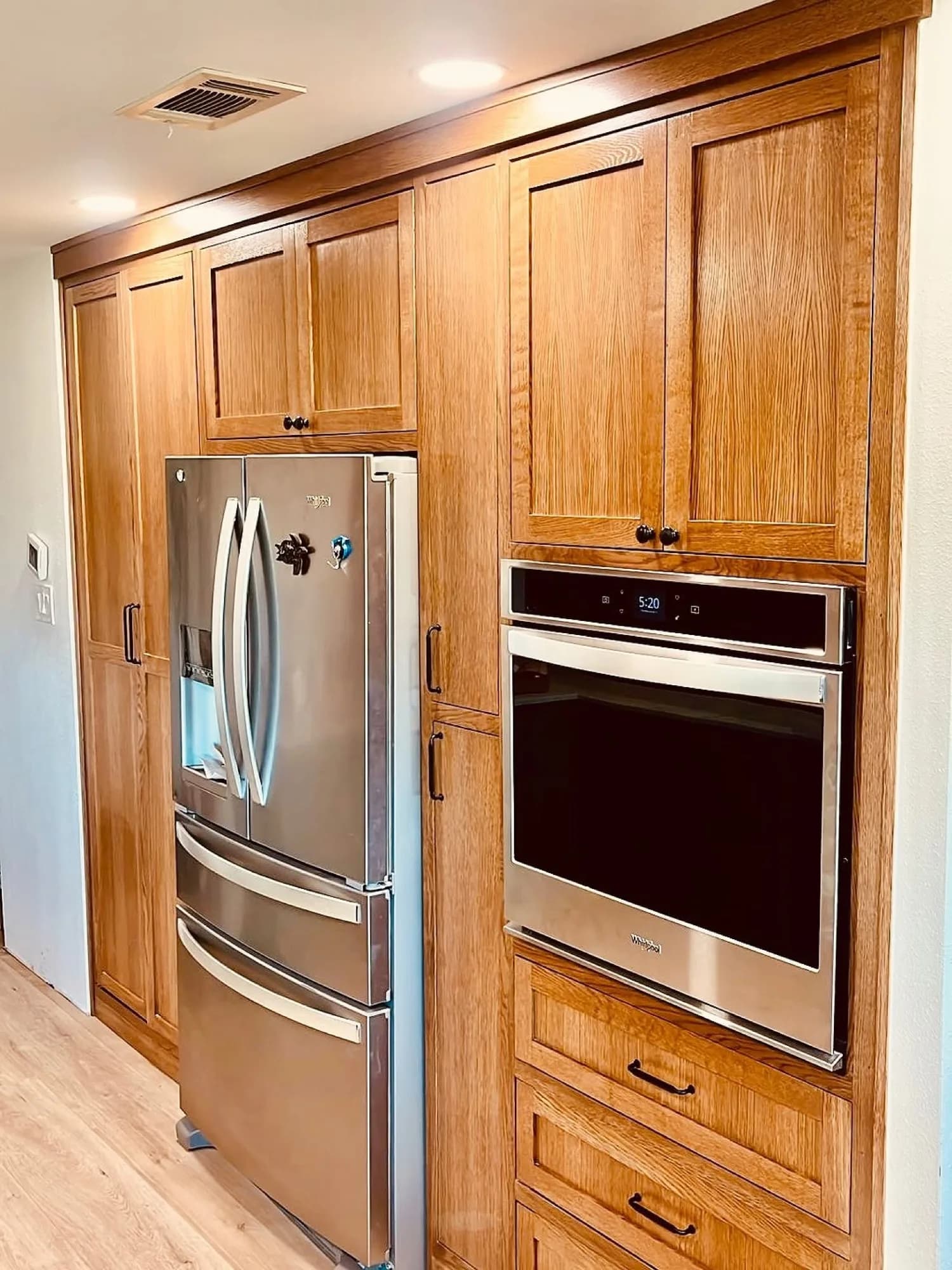 Galley kitchen (4)
