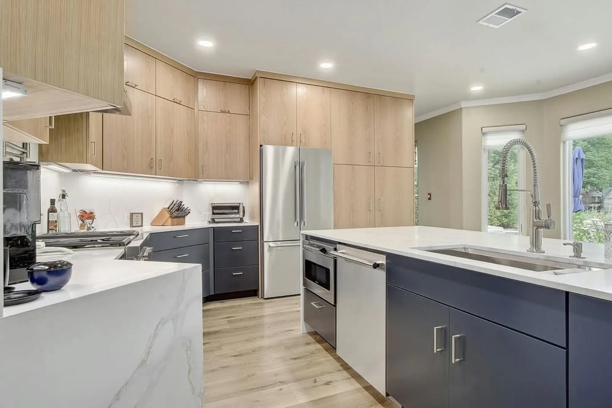 Modern kitchen (7)