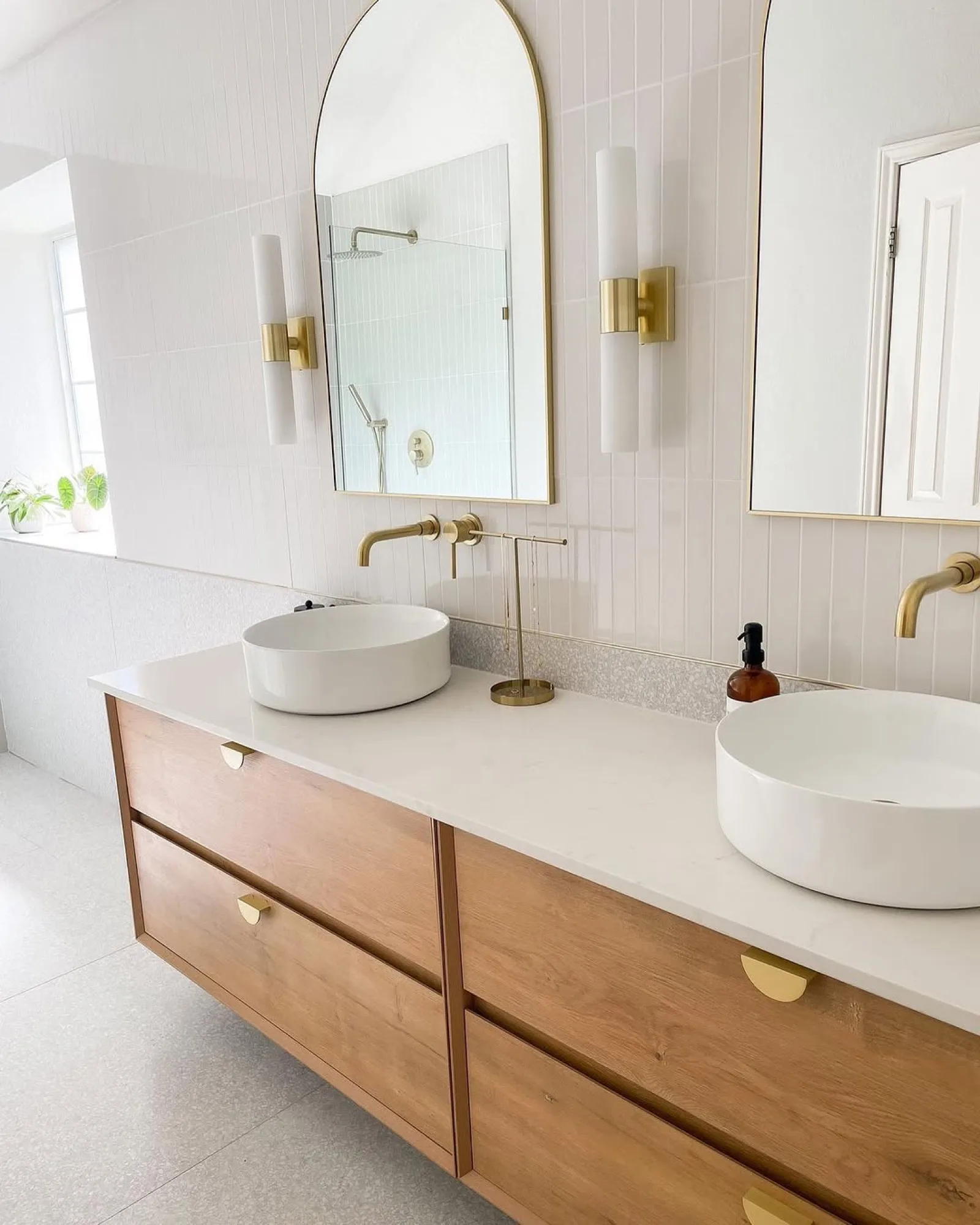 Master bath (4)